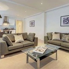 1 bedroom conversion flat with 1 reception and 1 bathroom in Mayfair, W1J - Photo 1