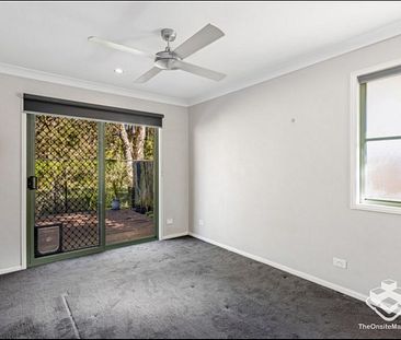 CLOSE TO UNI & HOSPITAL - AIR CON AND POOL - Photo 1