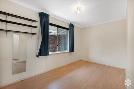 128 Hollis Road - Photo 2