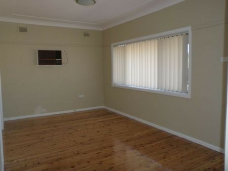 Neat and Tidy Home Located in a Prime Location!! - Photo 5