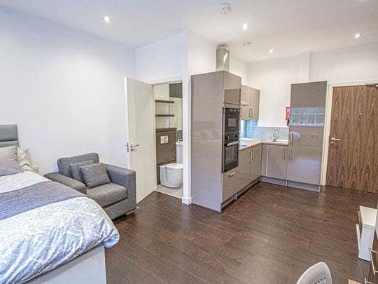 Studio to rent - Photo 1