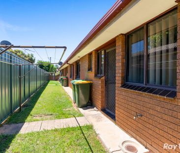 Well-Priced 2 Bedroom Unit Offering Easy Living - Photo 3