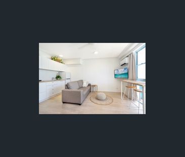 BEACHFRONT UNIT WITH PRIVATE COURTYARD - Photo 3