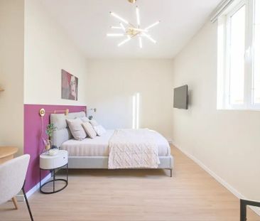 Largo Vitorino Damásio, Lisbon, Lisbon 1200-872 - Photo 4