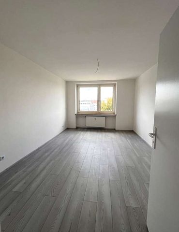 Gemütliche Wohnung gefällig? 3 Zimmer warten auf Sie! - Foto 4