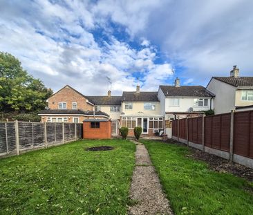 3 bedroom mid terraced house to rent, - Photo 4