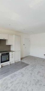 Cheltenham Mount, Harrogate, HG1 - Photo 3