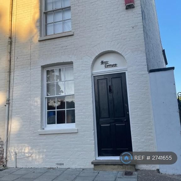 3 bedroom terraced house to rent - Photo 2