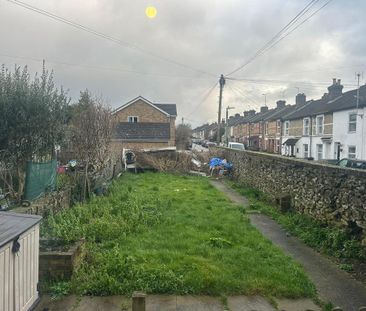 2 bedroom flat to rent - Photo 6