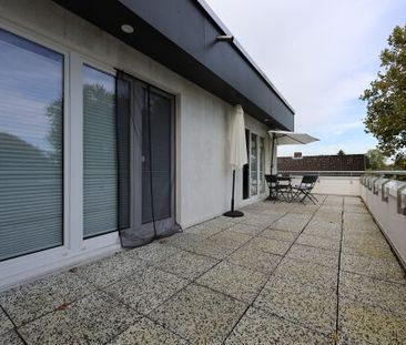 Gut geschnittene 3-Zimmer-Wohnung mit großer Dachterrasse im Pentho... - Foto 2