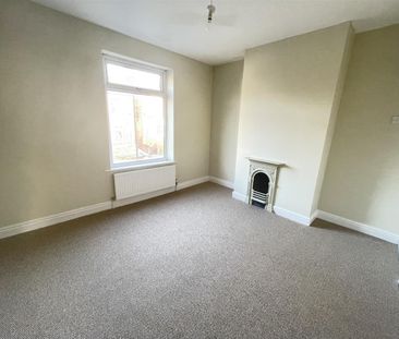 2 bedroom House To Let - Photo 3