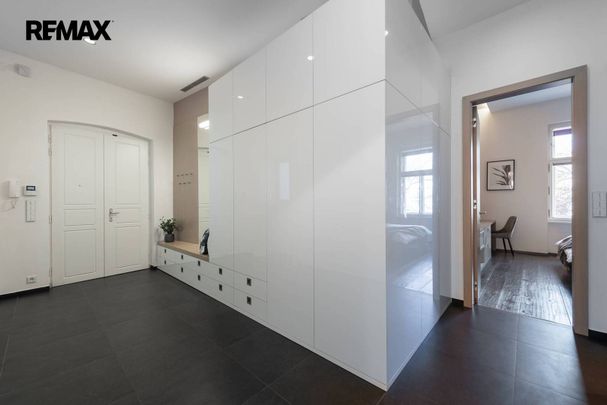 Pronájem bytu 3+kk v osobním vlastnictví 119 m², Praha 2 - Vinohrady - Photo 1