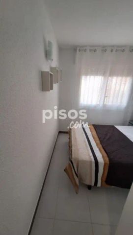 Piso en alquiler en Calle Calle - Foto 2