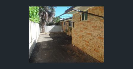 Villa close to amenities - Photo 3