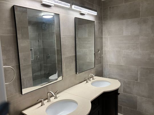 For Lease - 2245 SHIPWRIGHT Road, Oakville, Ontario - Photo 1