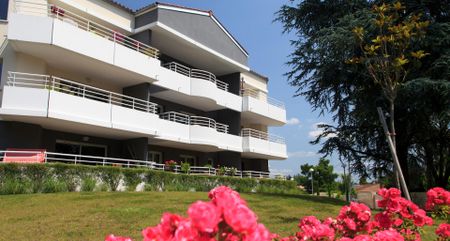 location Appartement T2 DE 39.1m² À PESSAC - Photo 2