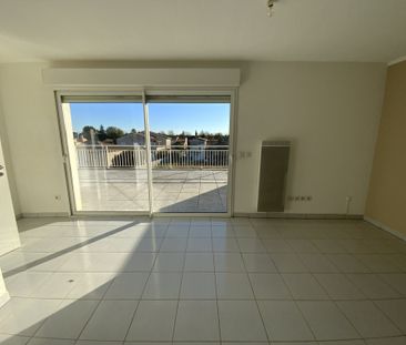 LUNEL - Appartement 2 pièces 40,48m² au 2ème étage avec Terrasse - Photo 4