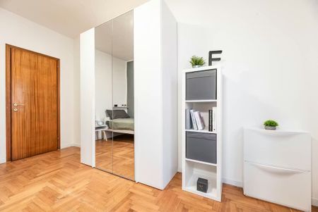Via Ognissanti, Padova, Veneto 35131 - Photo 3