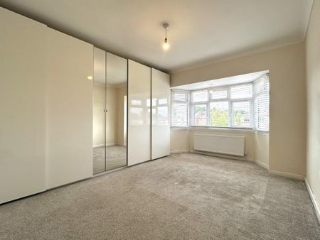 3 bedroom semi-detached house to rent - Photo 4