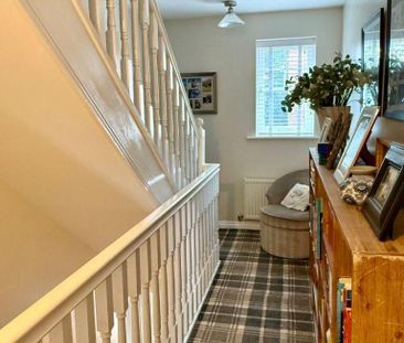 5 bedroom detached house to rent - Photo 3