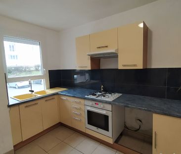 Location Appartement 3 pièces 64m² - Photo 2