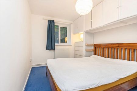 3 bedroom flat to rent - Photo 4