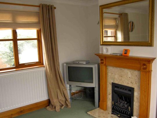 2 bedroom bungalow to rent - Photo 1