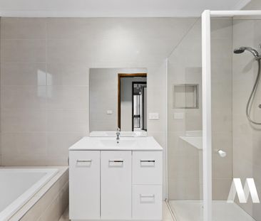 8 Shalimar Court, Vermont South VIC 3133 - House For Rent | Domain - Photo 4