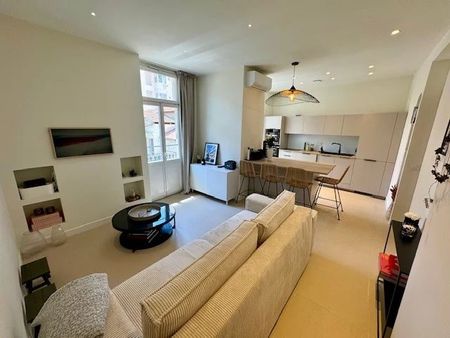 Location Appartement 2 pièces 43m² NICE 06300 - Photo 2