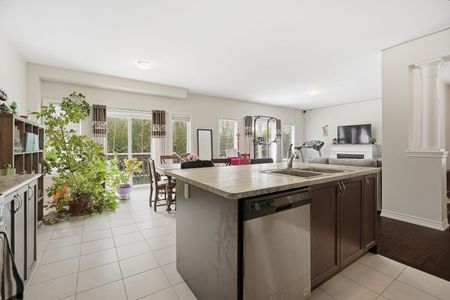 For Lease - 9 Upperview Place, Whitby, Ontario - Photo 5