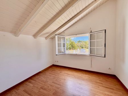 Location Maison 5 pièces 110m² LE GOSIER 97190 - Photo 2