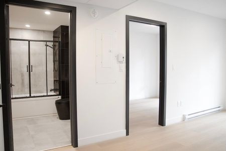 5350 Av. Victoria, apt. 204 - Photo 5