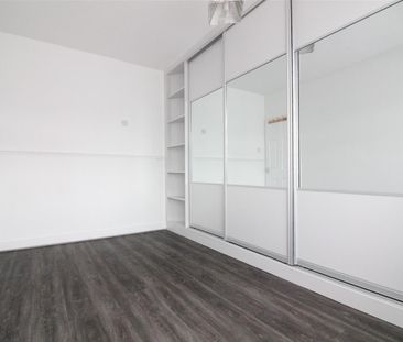 Hillbourne Close, Hayes - Photo 3