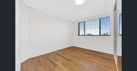 Newly renovated 2 bedroom unit in the heart of merrylands - Photo 4