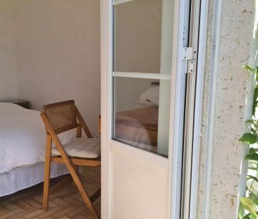 Room for rent in 4-bedroom apartment in Setubal - Photo 6