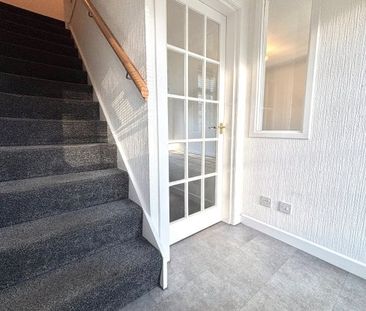 Strathview Park, Netherlee, G44 3EN - Photo 5