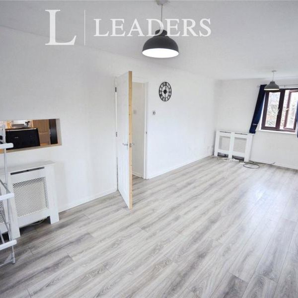 2 bedroom apartment to rent Canvey Walk, Chelmsford, Essex, CM1 - Photo 1