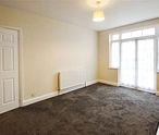 Properties to rent in South East England - Photo 4