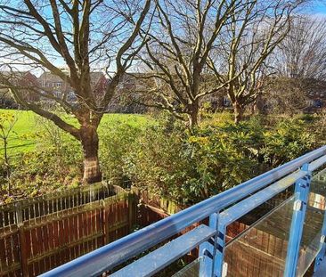 4 bedroom townhouse to rent - Photo 6