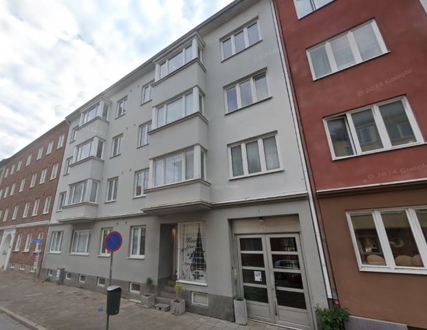 Värnhemsgatan 10 - Photo 1