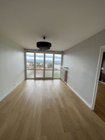 Location Appartement 3 pièces 66m² FEURS 42110 - Photo 5