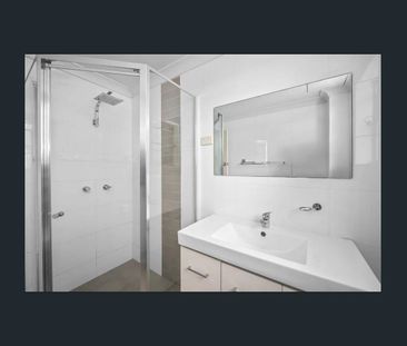 North Parramatta Two Bedroom Unit - Photo 5