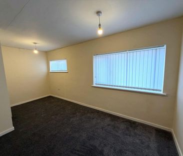 Castlehey, Skelmersdale, , UK - Photo 3