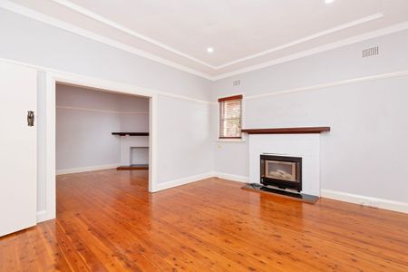 Sought-After East Tamworth - Photo 2