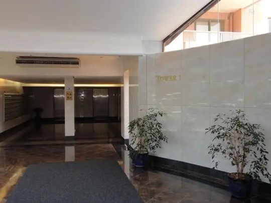 “MODERN 3 BEDROOM APARTMENT - CLOSE TO STATION - CITY VIEWS AND WATER VIEWS” - Photo 1