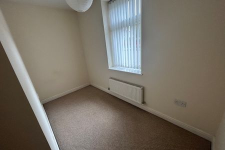 St Pauls Road, WALLASEY - Photo 2