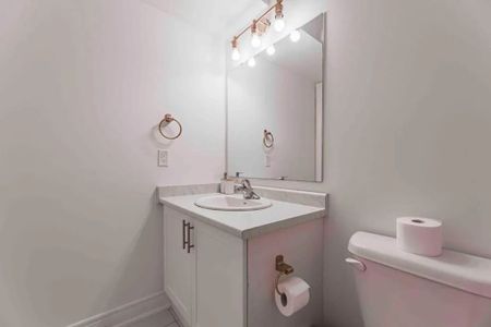 For Lease - 48 Hiawatha Court, Vaughan, Ontario - Photo 3