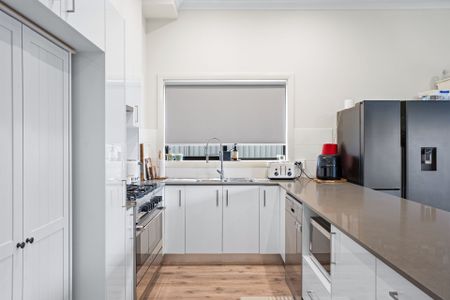 MODERN FAMILY HOME! - Photo 2