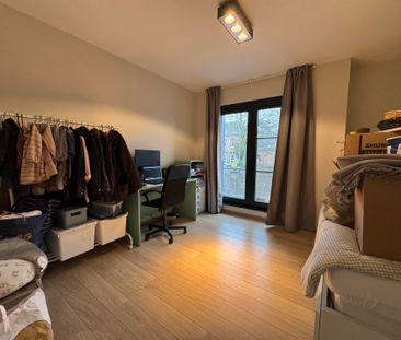 Ruim 3 slpk appartement met terras en zicht op groen in hartje Bornem - Photo 4