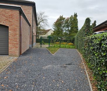 Appartement met 2 slaapkamers, terras en staanplaats - Photo 6